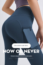 Carica l'immagine nel visualizzatore di Gallery, Leggings jogging con tasca trasparente