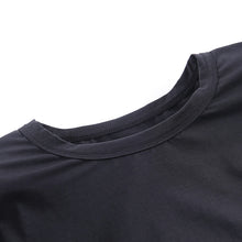 Carica l'immagine nel visualizzatore di Gallery, T-shirt trapezio spalle imbottite