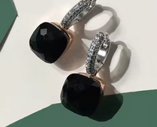 Carica l'immagine nel visualizzatore di Gallery, Orecchini nude colors