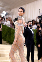Carica l'immagine nel visualizzatore di Gallery, Luxury Crystal Jenner Met Dress 2021
