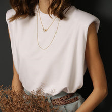 Carica l'immagine nel visualizzatore di Gallery, T-shirt trapezio spalle imbottite