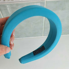 Carica l'immagine nel visualizzatore di Gallery, Cerchietto alto colorato