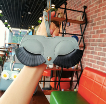 Carica l'immagine nel visualizzatore di Gallery, Custodia sunglasses