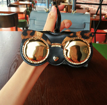 Carica l'immagine nel visualizzatore di Gallery, Custodia sunglasses