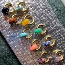 Carica l'immagine nel visualizzatore di Gallery, Orecchini natural stones