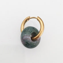 Carica l'immagine nel visualizzatore di Gallery, Orecchini natural stones