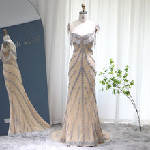 Carica l&#39;immagine nel visualizzatore di Gallery, Luxury Crystal Jenner Met Dress 2021
