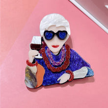 Carica l&#39;immagine nel visualizzatore di Gallery, Spilla Iris Apfel
