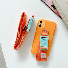 Carica l&#39;immagine nel visualizzatore di Gallery, Cover iPhone crossbody
